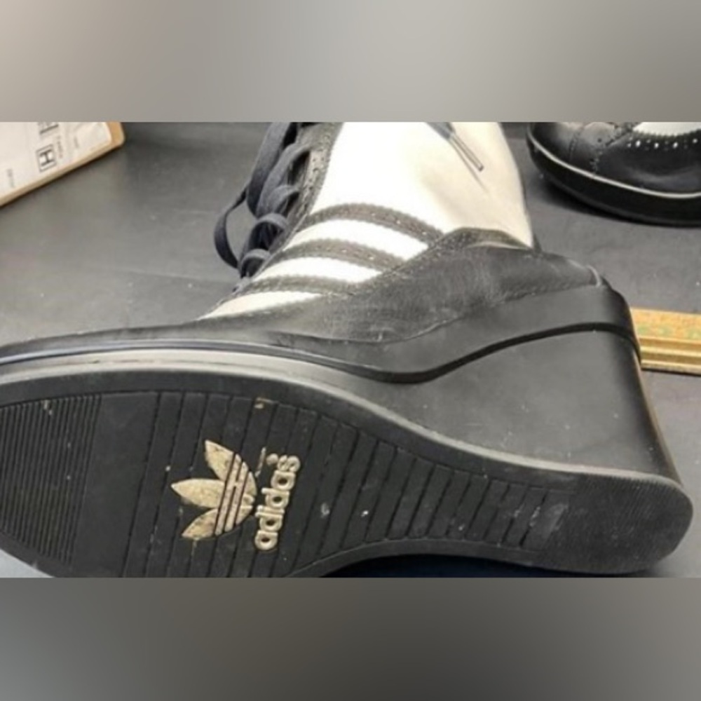 Adidas x Jeremy Scott wingtip wedge sneakers - Picture 3 of 3